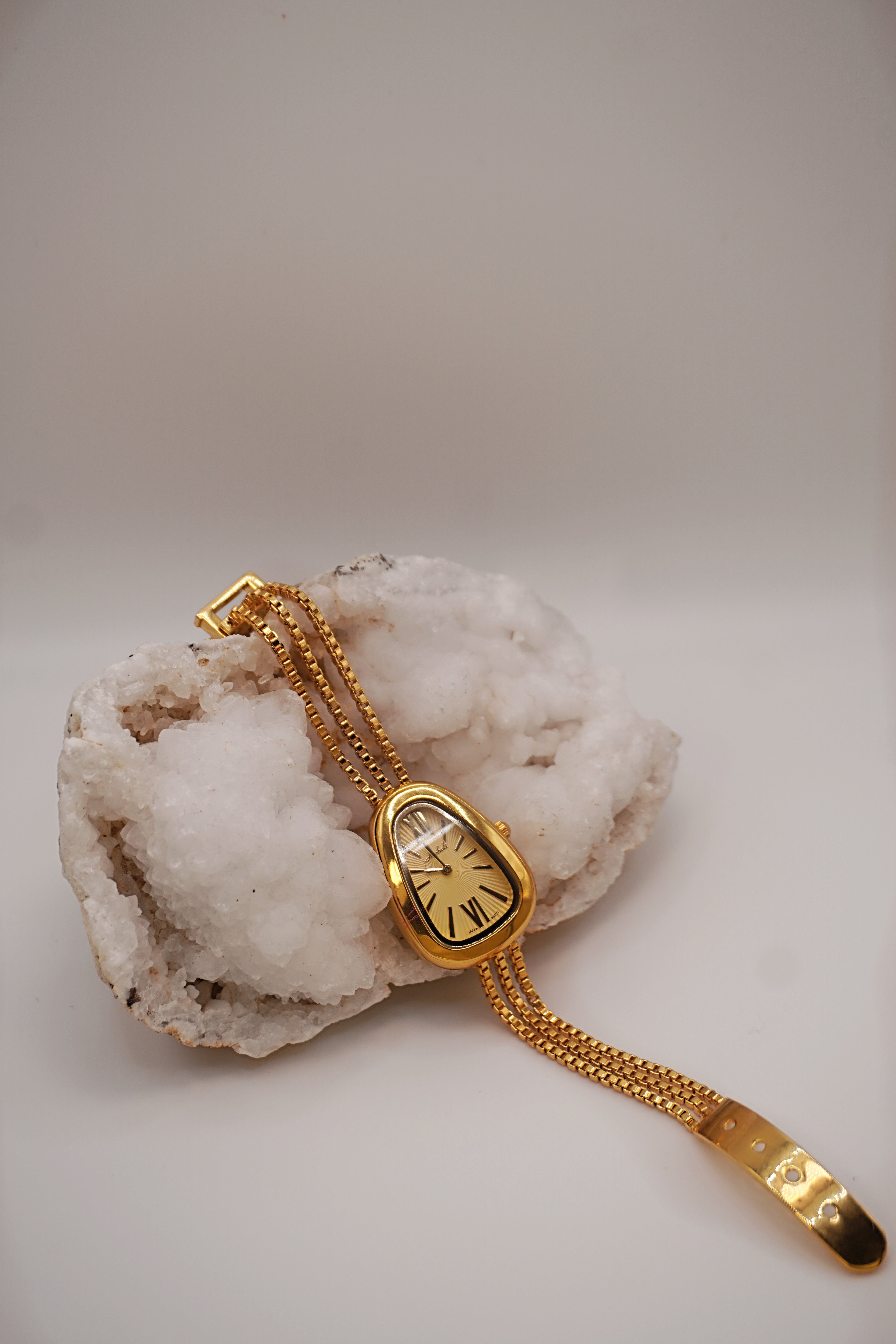 Golden Veil Watch